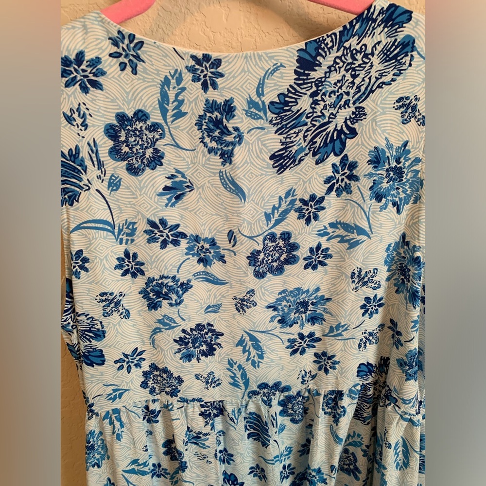entro White Maxi Dress with Blue Floral Print - Picture 9 of 11